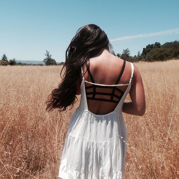 MEET YOUR POSHER - Picture 2 of 8